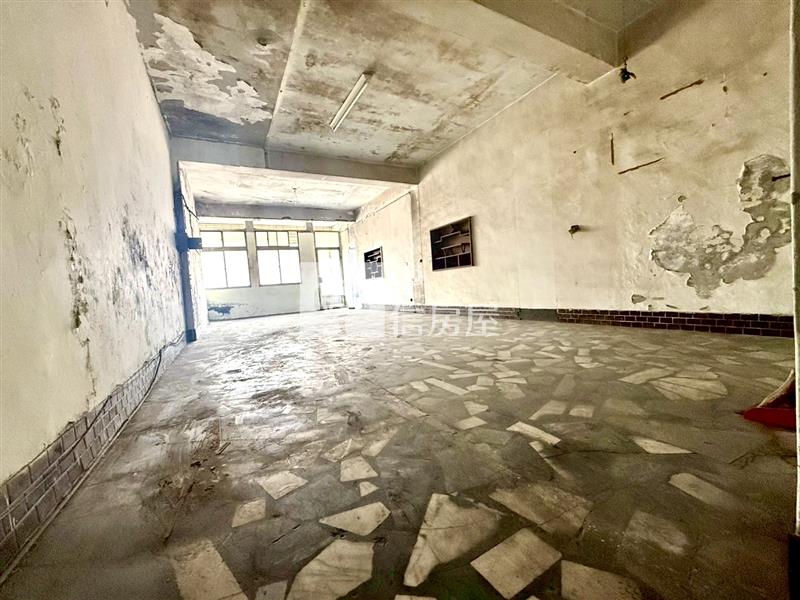 龍潭804旁大地坪透店(需整理)房屋室內格局與周邊環境