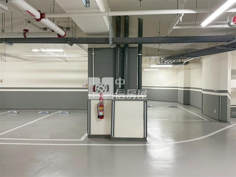 富宇上和苑最美次頂樓兩房兩衛+雙平車房屋室內格局與周邊環境