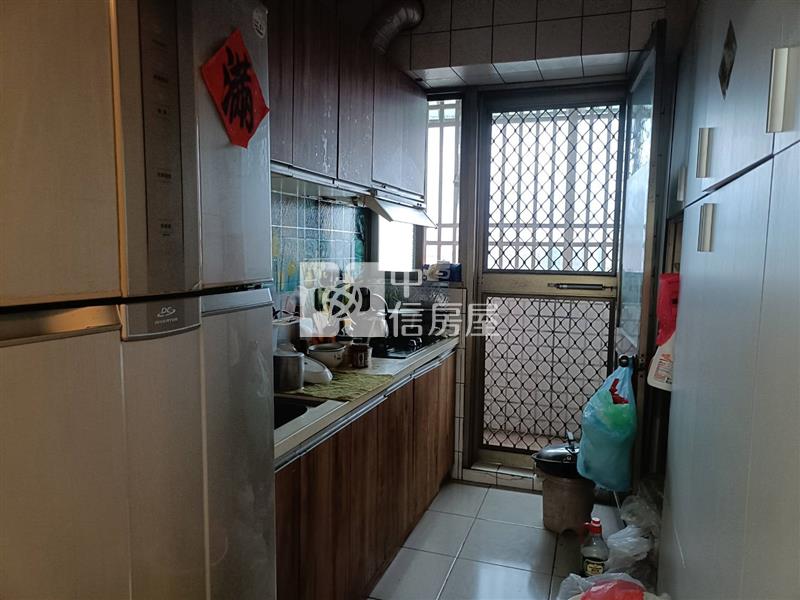 信義華廈房屋室內格局與周邊環境