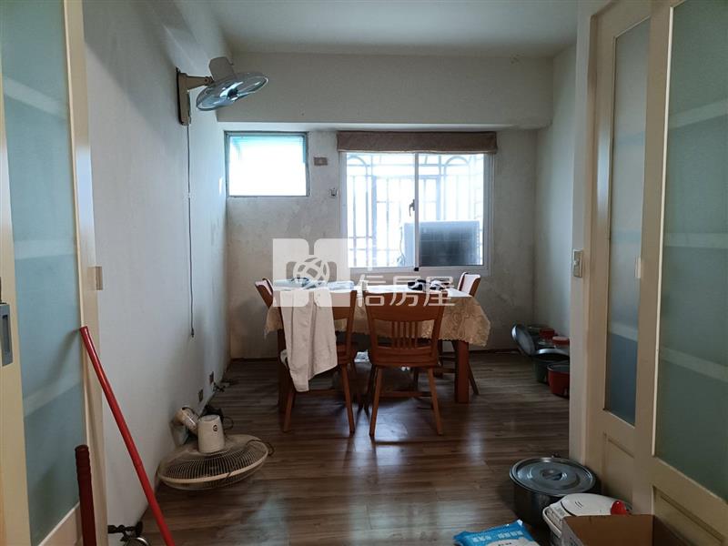 信義華廈房屋室內格局與周邊環境