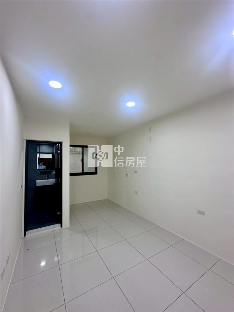 近高榮國小旁翻新美透天房屋室內格局與周邊環境