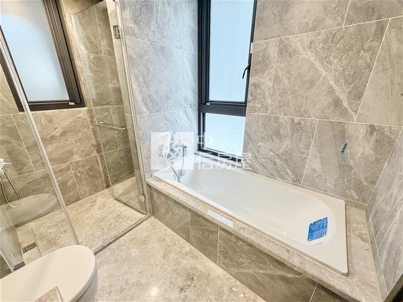 惠國沐微風三房平車露臺戶房屋室內格局與周邊環境