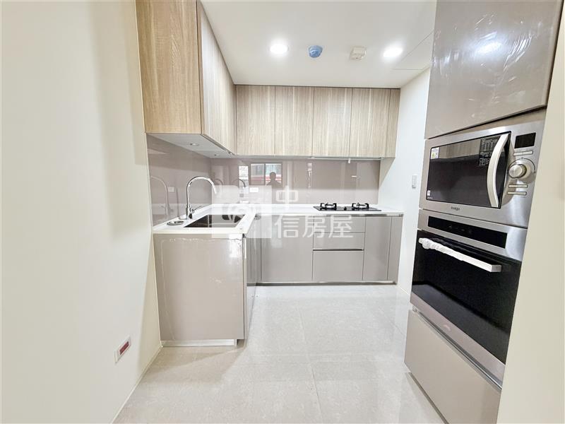 惠國沐微風三房平車露臺戶房屋室內格局與周邊環境