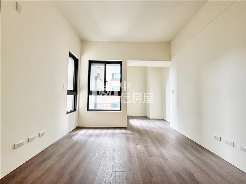 惠國沐微風三房平車露臺戶房屋室內格局與周邊環境