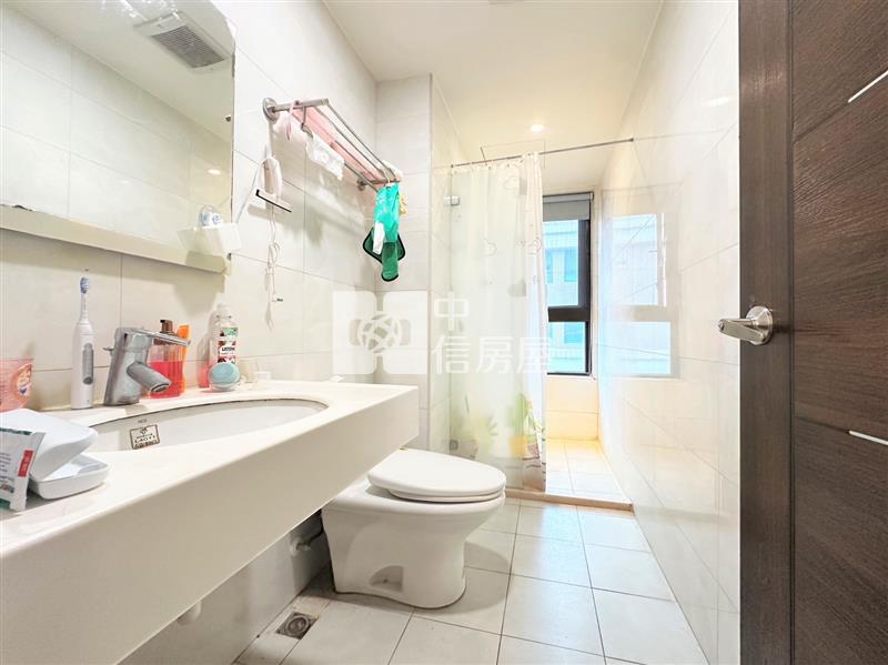 楊梅車站高級大樓4房車房屋室內格局與周邊環境