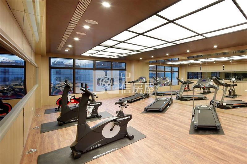 楊梅車站高級大樓4房車房屋室內格局與周邊環境