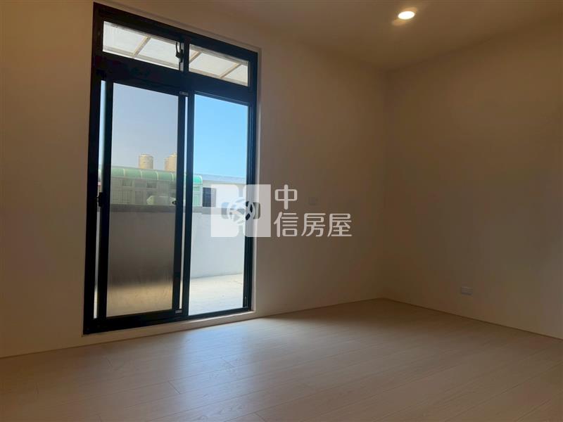 觀音濱海路整新透天房屋室內格局與周邊環境