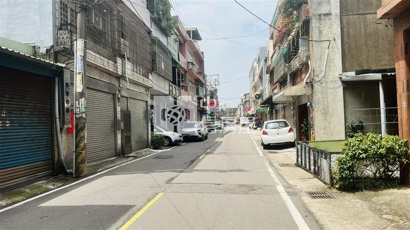 鑫聖中信-大園市場旁透天房屋室內格局與周邊環境