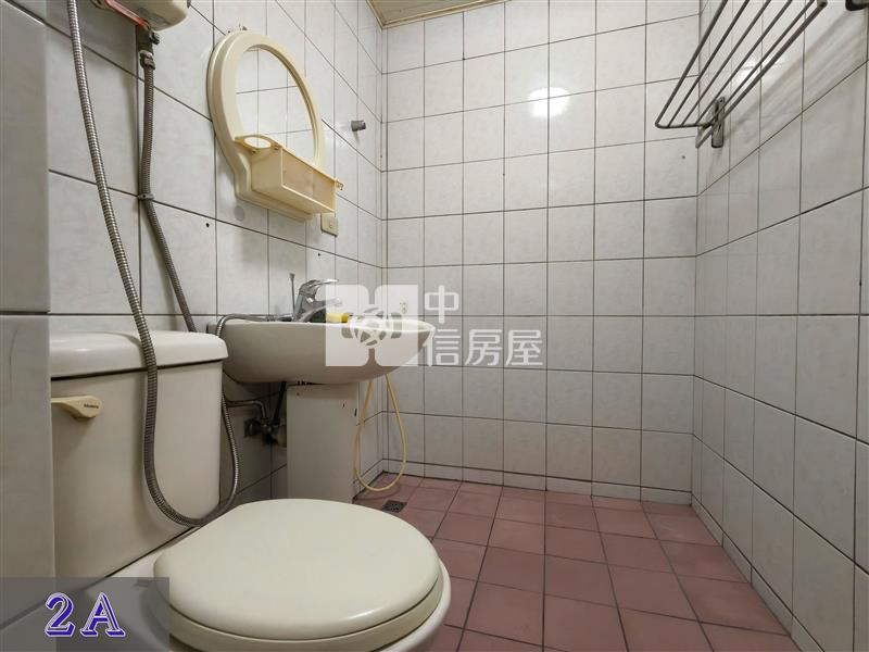 近一中商圈收租8透套(專任)房屋室內格局與周邊環境