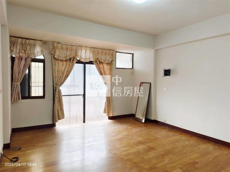 埤頭中和國小旁車庫別墅房屋室內格局與周邊環境