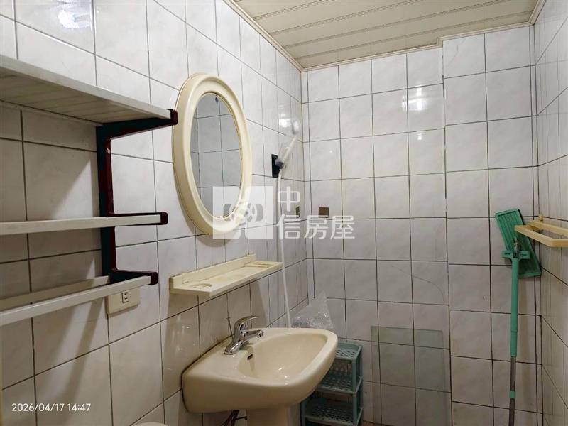 埤頭中和國小旁車庫別墅房屋室內格局與周邊環境