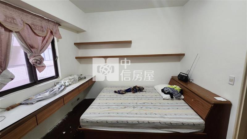 5Y39幸福華城四房寬敞空間房屋室內格局與周邊環境