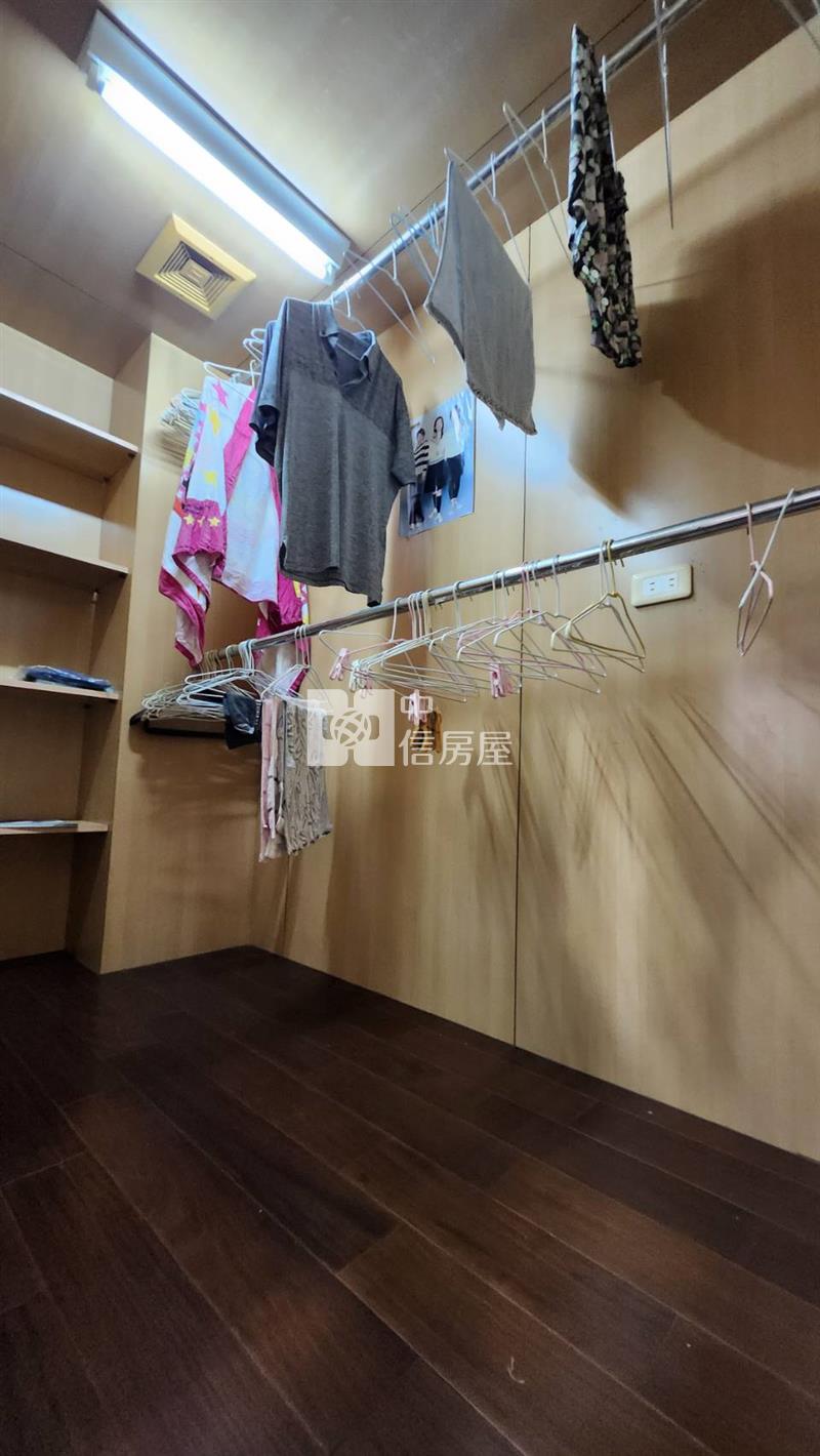 5Y39幸福華城四房寬敞空間房屋室內格局與周邊環境