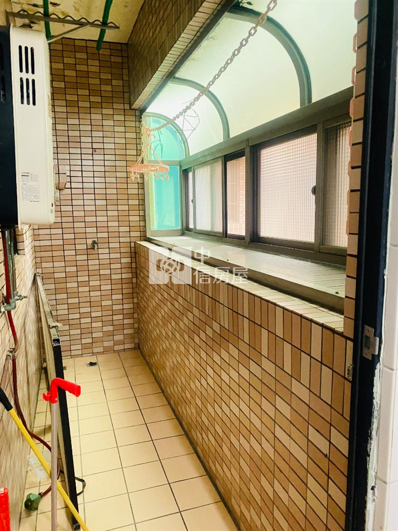 內壢後站低總價三改二房房屋室內格局與周邊環境