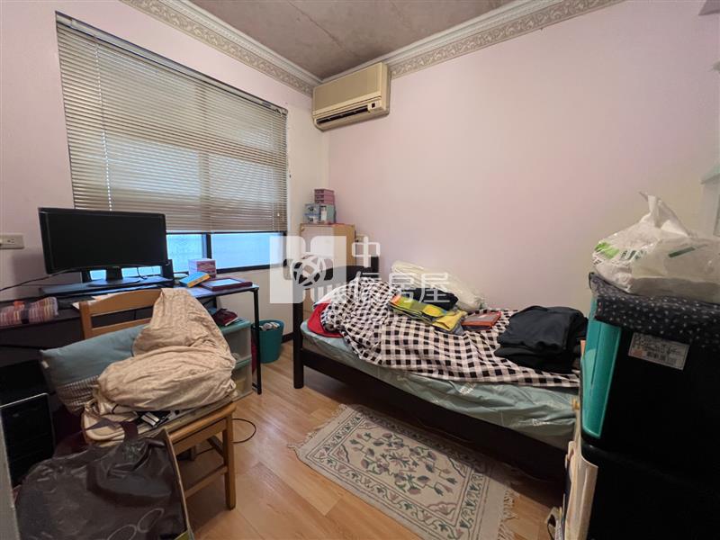 內壢忠孝路面寬透天房屋室內格局與周邊環境