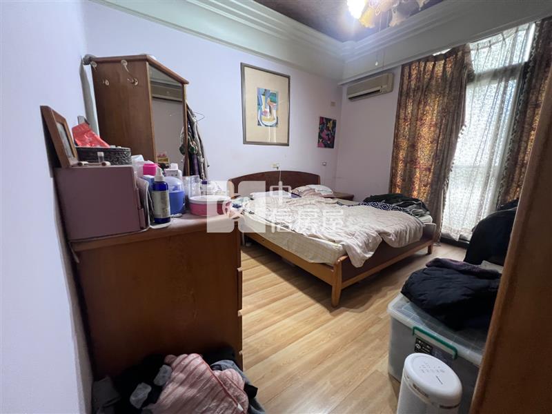 內壢忠孝路面寬透天房屋室內格局與周邊環境