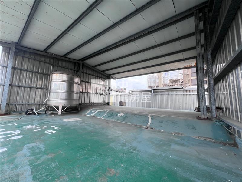 內壢忠孝路面寬透天房屋室內格局與周邊環境