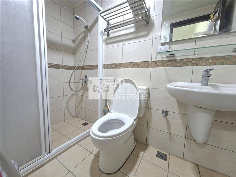 員林惠安街輕齡2房房屋室內格局與周邊環境