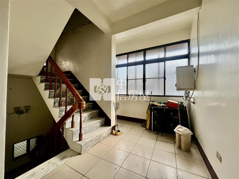 配天宮超吸金黃金店住房屋室內格局與周邊環境