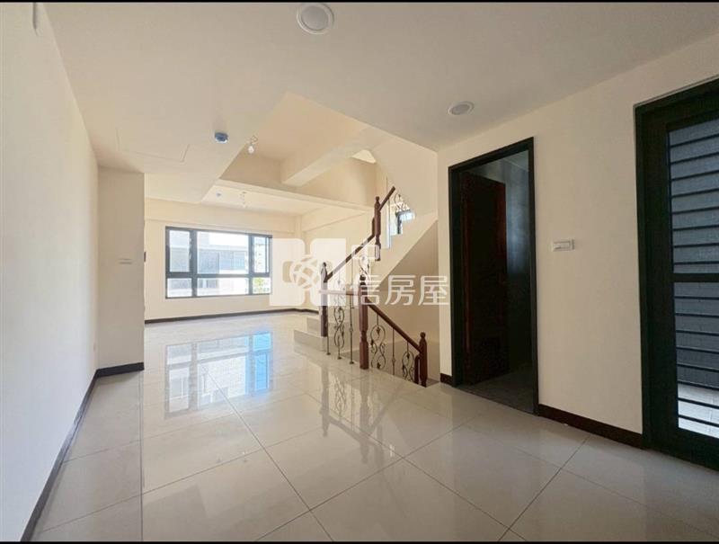 大園高誠君璽/全新孝親房大空間透天房屋室內格局與周邊環境