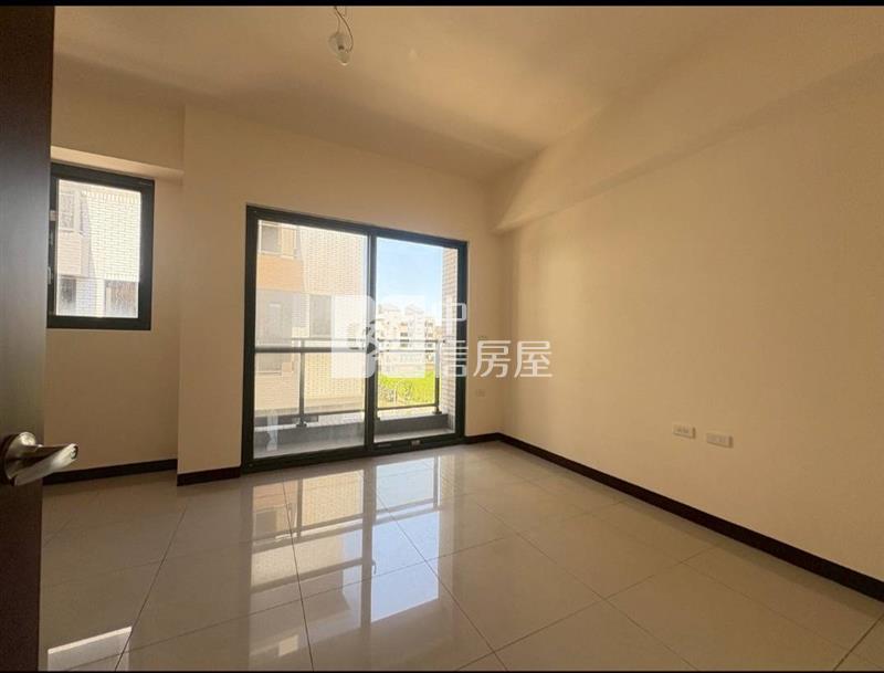 大園高誠君璽/全新孝親房大空間透天房屋室內格局與周邊環境