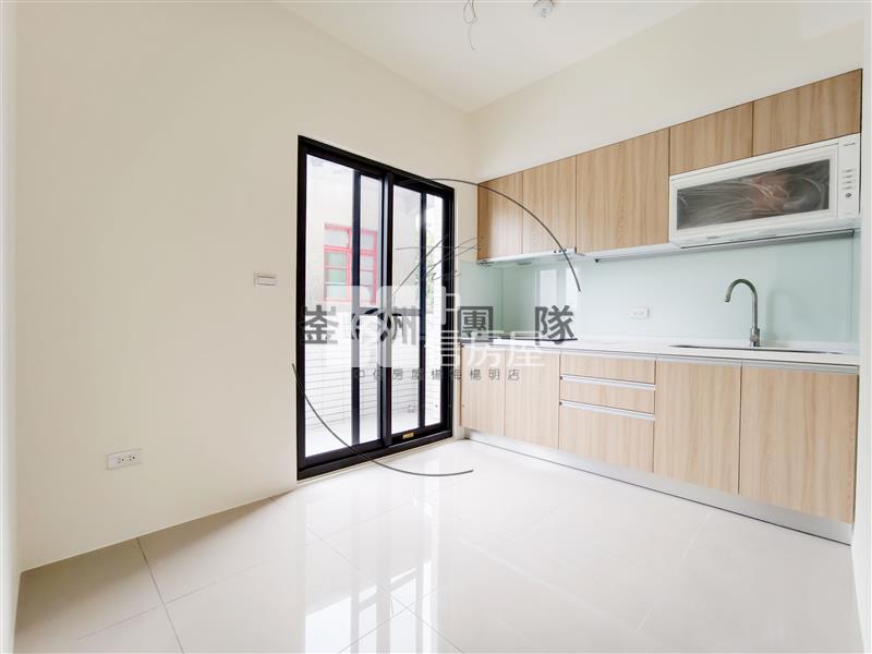 新豐山閤院全新美透天房屋室內格局與周邊環境