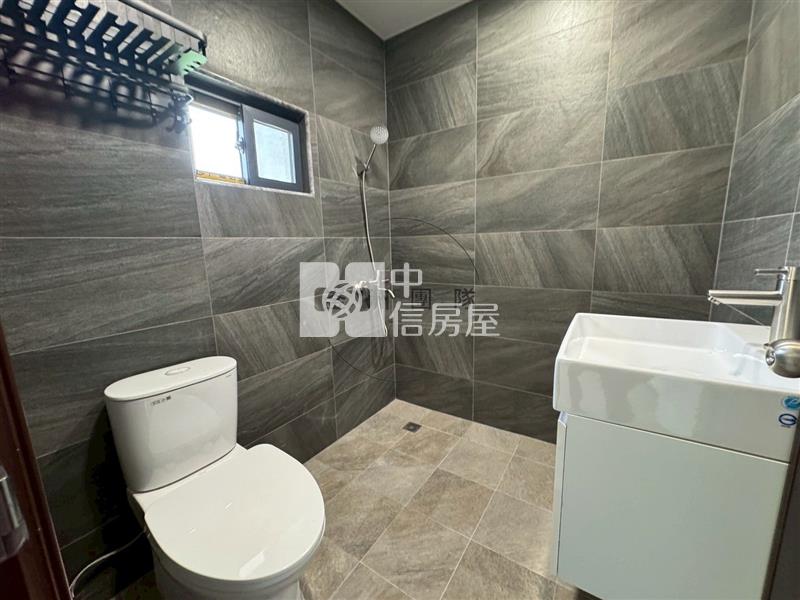 八德整新採光佳美透天房屋室內格局與周邊環境