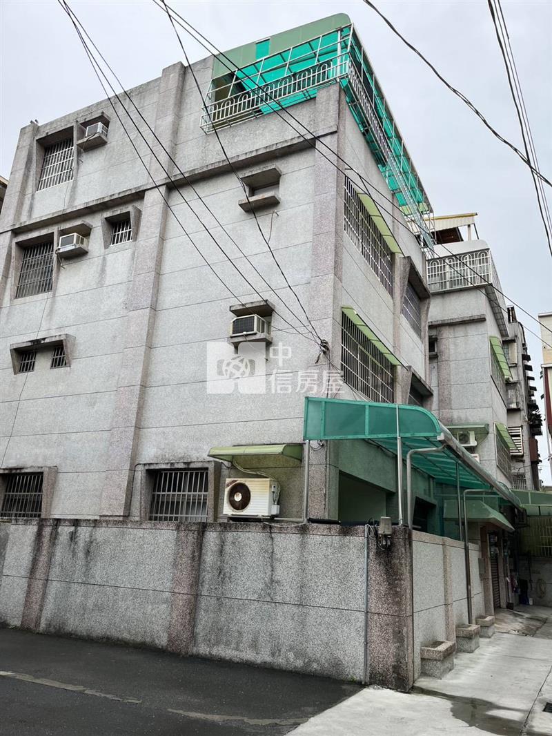 鳳山國中捷運旁52坪大地坪大別墅房屋室內格局與周邊環境