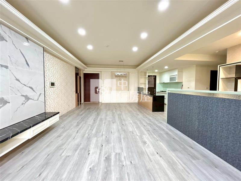 慶賀天闊．景觀3+1房雙車｜大溪交流道．仁和國中房屋室內格局與周邊環境
