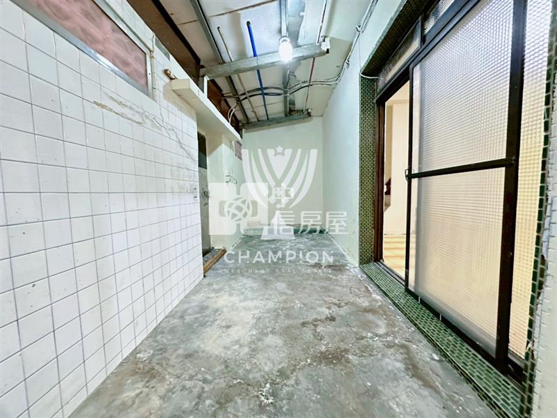 【冠軍商仲】安樂區低總價透天房屋室內格局與周邊環境