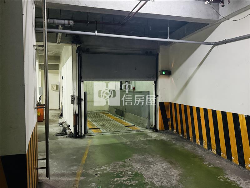 捷運-文華高中｜室內34坪大三房｜含車房屋室內格局與周邊環境