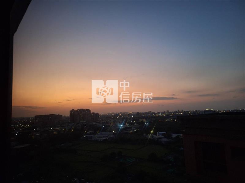 近南桃園交流道.中路.藝文亞曼尼大套房房屋室內格局與周邊環境