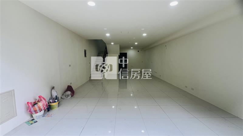 鑫聖中信-高榮國小全新整理透天房屋室內格局與周邊環境