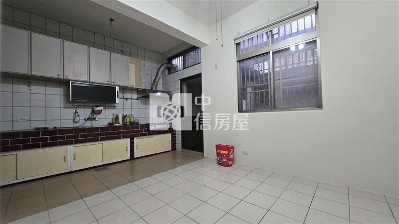獅子林邊間別墅房屋室內格局與周邊環境