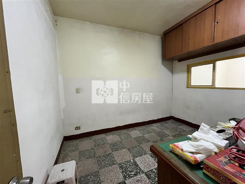 平鎮忠貞國小旁大坪數三房寓房屋室內格局與周邊環境