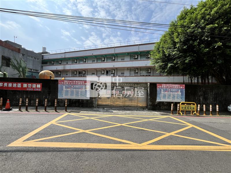 平鎮忠貞國小旁大坪數三房寓房屋室內格局與周邊環境