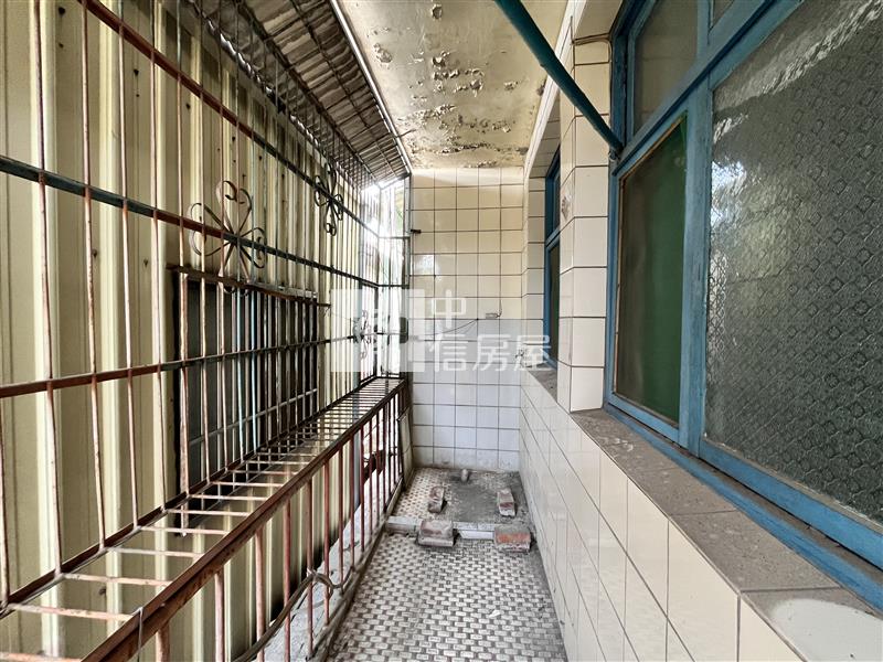平鎮忠貞國小旁大坪數三房寓房屋室內格局與周邊環境