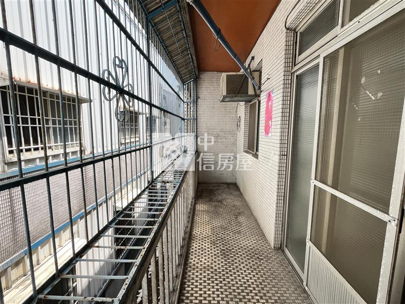 平鎮忠貞國小旁大坪數三房寓房屋室內格局與周邊環境