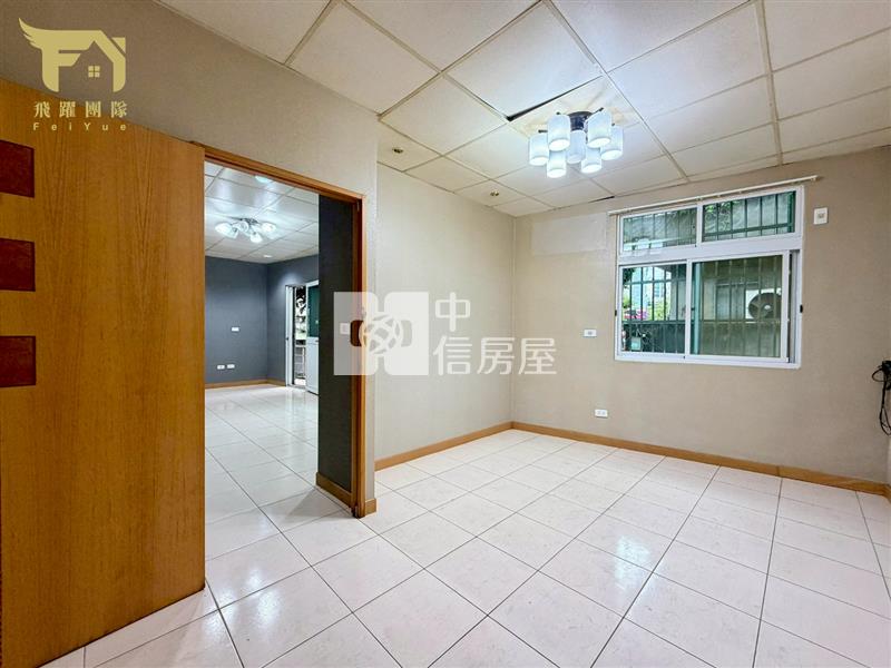 桃園前站⭐民生路4房透天⭐門前雙車⭐有孝親房房屋室內格局與周邊環境