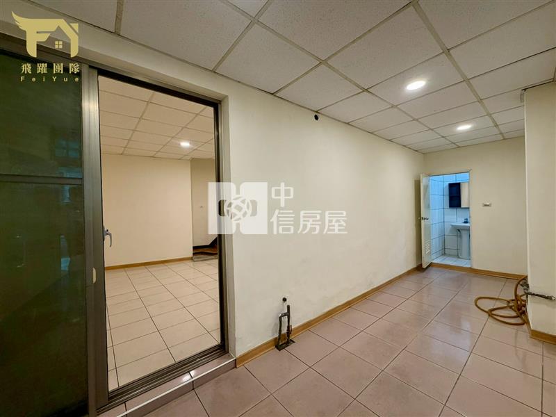 桃園前站⭐民生路4房透天⭐門前雙車⭐有孝親房房屋室內格局與周邊環境