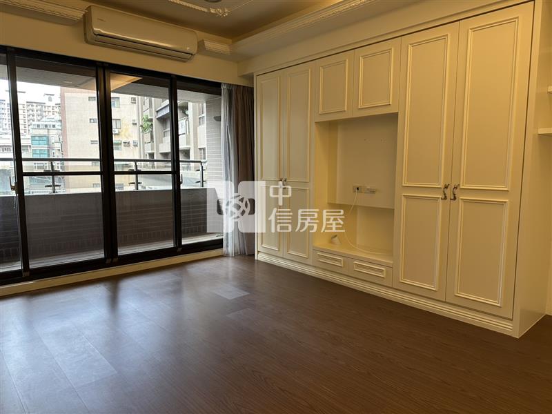 百川大喆-二樓露台戶房屋室內格局與周邊環境