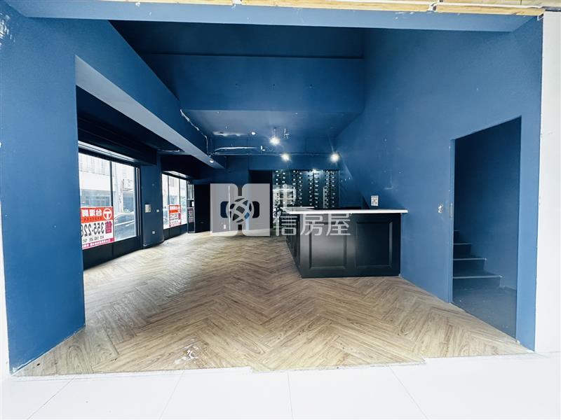 桃園站前邊間金店面房屋室內格局與周邊環境