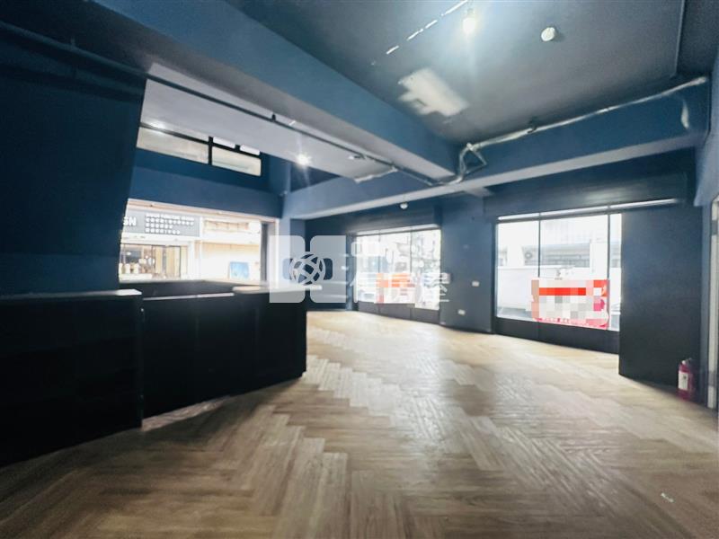 桃園站前邊間金店面房屋室內格局與周邊環境