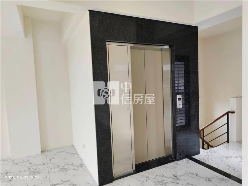 員林國小大面寬電梯別墅房屋室內格局與周邊環境