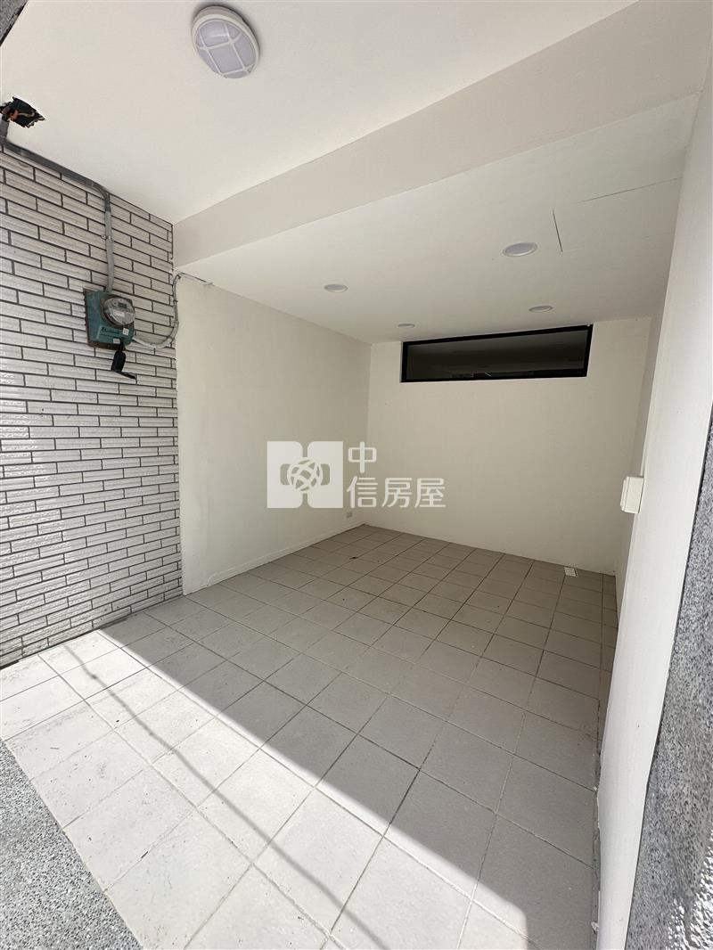 高鐵南路旁透天房屋室內格局與周邊環境