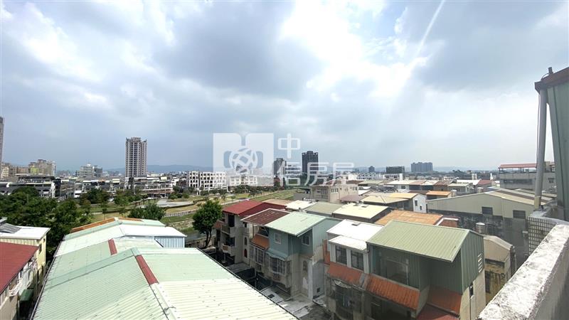 南區超低總價5+6頂加房屋室內格局與周邊環境