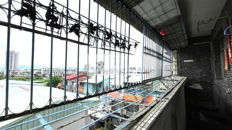南區超低總價5+6頂加房屋室內格局與周邊環境