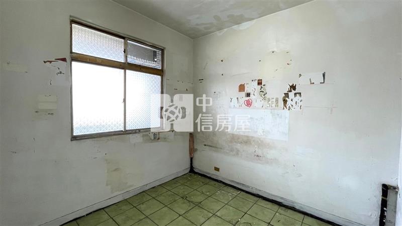 南區超低總價5+6頂加房屋室內格局與周邊環境