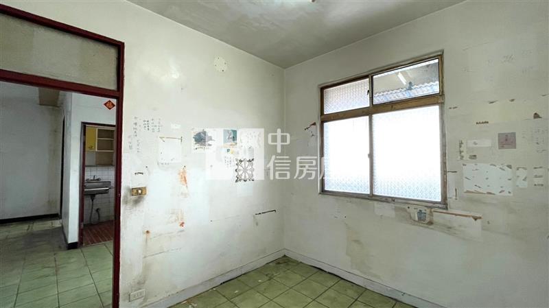 南區超低總價5+6頂加房屋室內格局與周邊環境