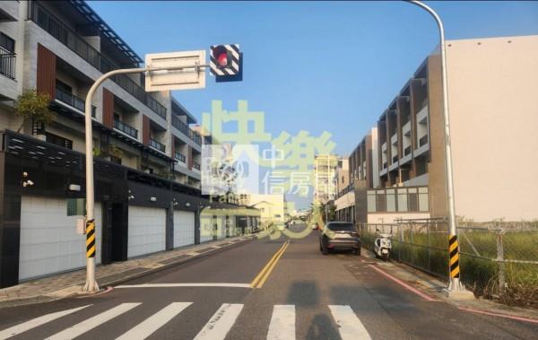 總安(二)重劃區三面臨路五百坪美建地房屋室內格局與周邊環境